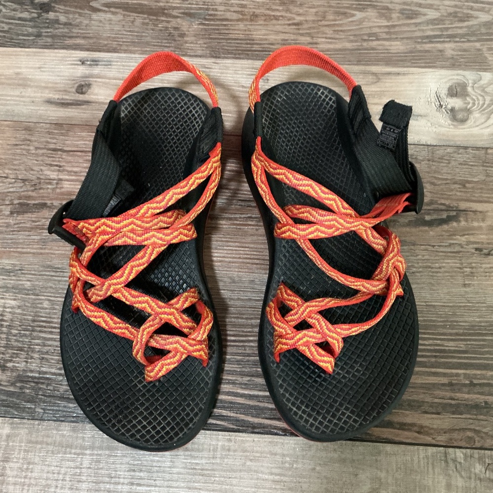 Chaco ZX/2 Classic Rainbow Sandals - 7